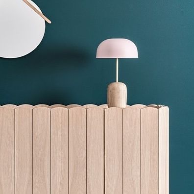 Lampada da tavolo - NINA - Harto - in ottone / in metallo laccato / in rovere