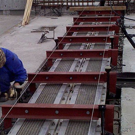 Giunto di dilatazione in metallo - MAT MULTIPLE-SEAL - Maurer SE - per costruzione di ponti / per strada / carrabile