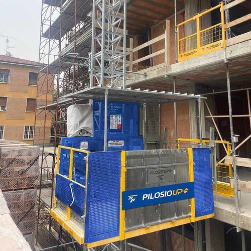Piattaforma elevatrice da lavoro - PT - Pilosio - per cantiere / per uso industriale / ad uso professionale