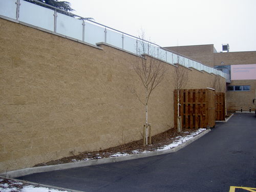 Muro di contenimento in calcestruzzo - TITAN  - Phi Group - modulare / finitura pietra