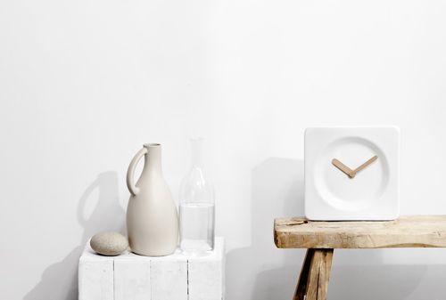 Orologio contemporaneo - TILE : LT19001 - LEFF amsterdam - da tavolo / analogico / in ceramica