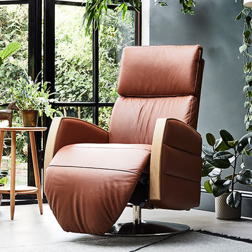 Poltrona contemporanea - NOTO - ercol - in pelle / in tessuto / in rovere
