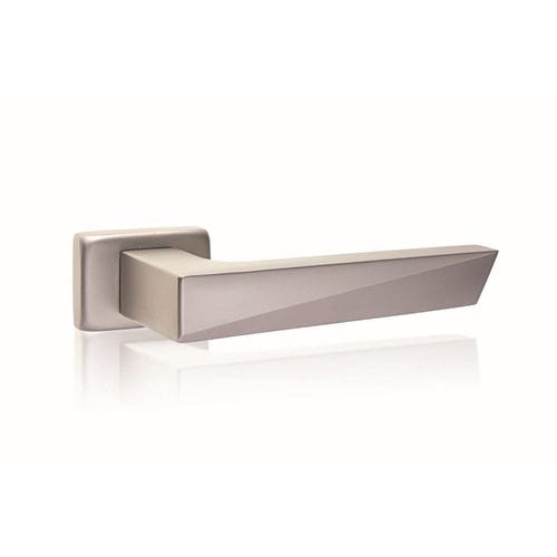Maniglia per porta - MINI-V - M&T 1997, a.s. - in ottone / contemporanea