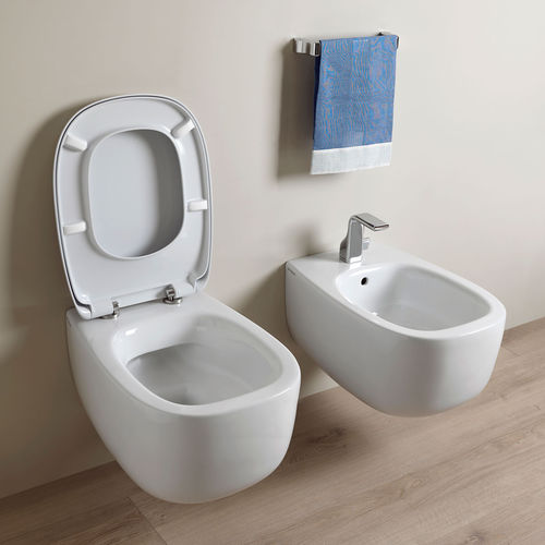 WC sospeso - BONOLA GOCLEAN®  - FLAMINIA - in ceramica / per uso residenziale / allungato