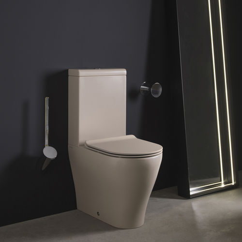 WC da appoggio - APP GOCLEAN® - FLAMINIA - in ceramica / per uso residenziale / allungato