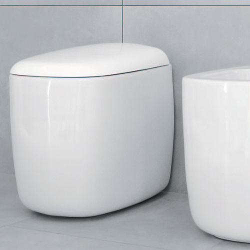WC filomuro - MONÒ  - FLAMINIA - in ceramica / di Patrick Norguet / per uso residenziale
