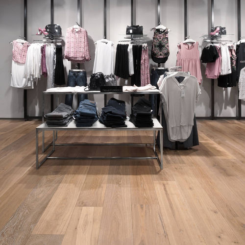 Parquet multistrato - G.04 - Dennebos Flooring - in legno / a spina di pesce / anticato
