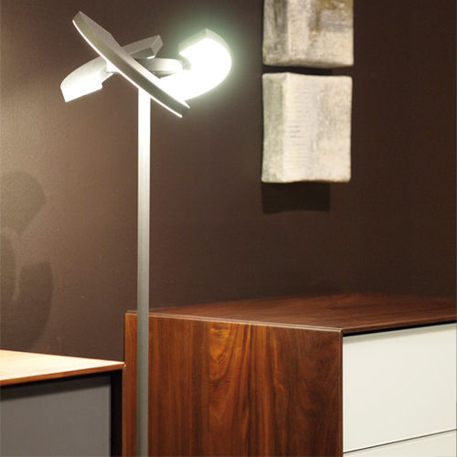 Lampada da terra - TRINITY - OLIGO - in metallo / in PMMA / design originale