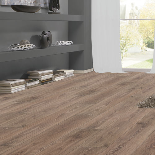 Parquet massello - LAMFLOOR OBLIGE 32 - VIRAG S.R.L.  - in legno / in HDF / ponte di barca