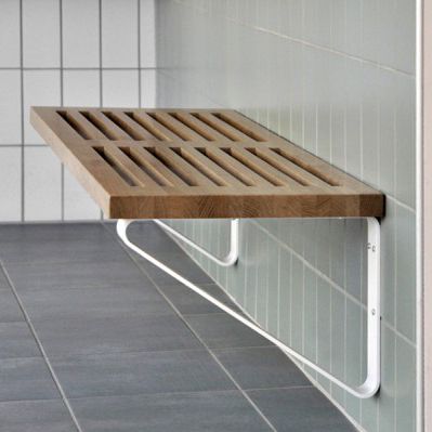 Panca contemporanea - CIRCUIT - Balzar Beskow - in legno / a muro