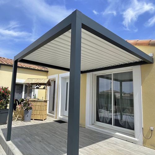 Pergola addossata - SPR03 3x3m - AXIUM solutions aluminium - in alluminio estruso / in alluminio termolaccato / a lamelle orientabili