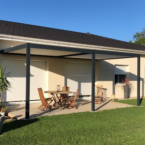 Pergola addossata - SPR02 6x3m - AXIUM solutions aluminium - in alluminio estruso / in alluminio termolaccato / a lamelle orientabili