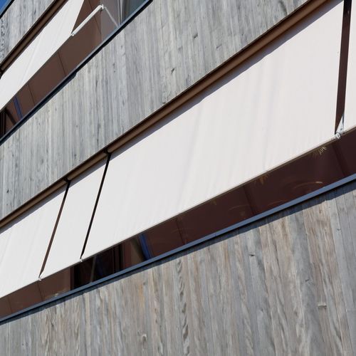 Tenda avvolgibile a rullo - AM 95 / AM 150 - Schenker Stores - per finestra / in alluminio / in tessuto