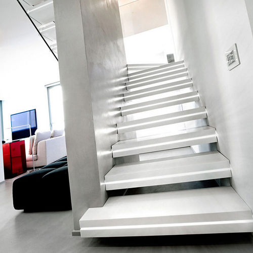 Scala a U - LUXO - Officine Sandrini - con gradini in composito / per uso residenziale / professionale