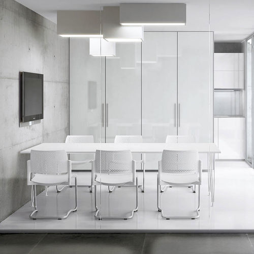 Sedia visitatore contemporanea - KYOS - SOKOA - da interno / in polipropilene / imbottita