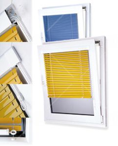 Tenda avvolgibile veneziana - VIDOK - a bande verticali / per finestra / in PVC