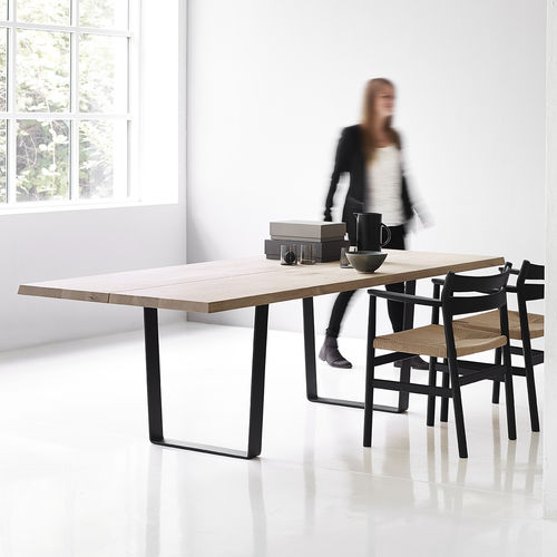 Tavolo da pranzo contemporaneo - LOWLIGHT - DK3 - in rovere / in noce / in legno massiccio