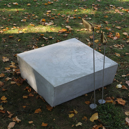 Tavolino basso design minimalista - COMMA.8 - LOVECEMENT - in calcestruzzo fibrorinfrozato / con base in calcestruzzo fibrorinforzato / quadrato