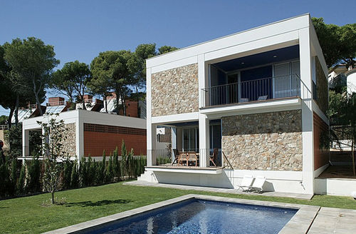 Casa prefabbricata - HDS : BEGUR - HORMIPRESA - ecologica / contemporanea / a due piani