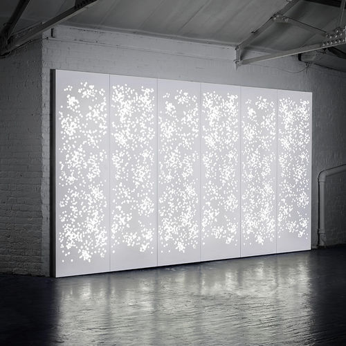 Pannello decorativo di rivestimento - LIGHT WALL - ISOMI - da parete / in Solid Surface / contract