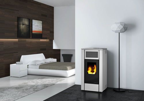 Stufa a pellet - STOCCOLMA  - KARMEK ONE SRL - contemporanea / in acciaio