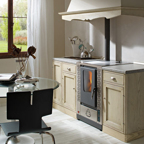 Stufa a pellet - SAMANTHA  - KARMEK ONE SRL - contemporanea / in acciaio