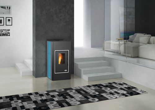 Termostufa a pellet - AQUOS  - KARMEK ONE SRL - contemporanea / in metallo / in maiolica