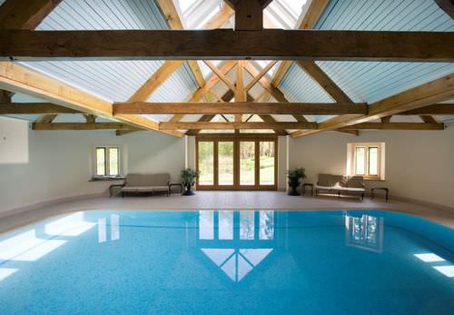 Piscina da interno - HAMPSHIRE - GUNCAST SWIMMING POOLS - interrata / in pietra / in mosaico