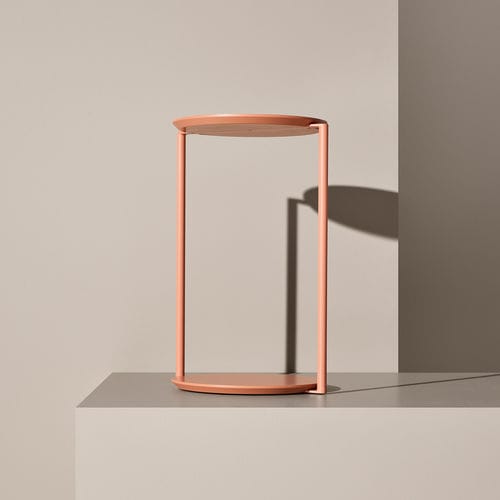 Tavolo d'appoggio contemporaneo - GITO - Fogia - in MDF / con supporto in metallo / rotondo