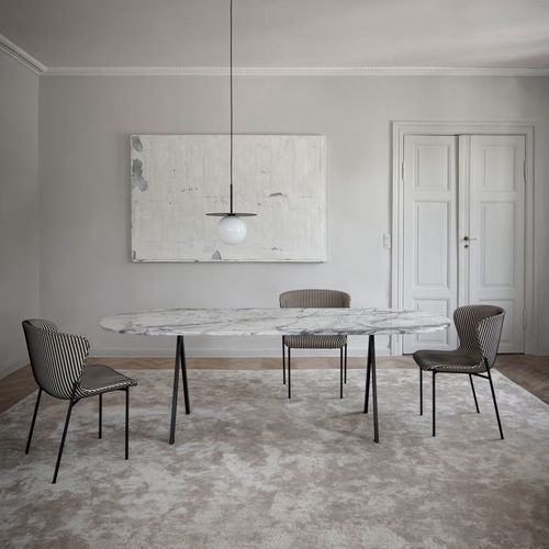 Tavolo contemporaneo - SAW  - Friends & Founders - in legno massiccio / in marmo / con supporto in metallo