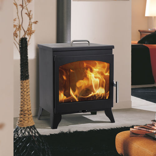 Stufa a legna - ORLEANS - Panadero - 8 kW / con piedi / tradizionale