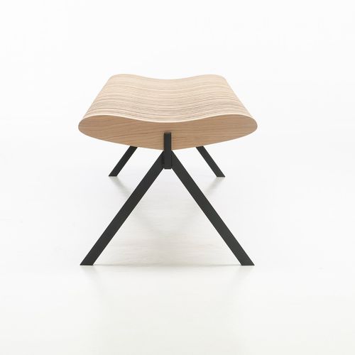 Panca per spazi pubblici contemporanea - PRELUDE - Per/Use - in rovere / in metallo