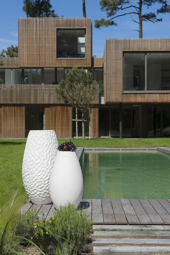 Vaso contemporaneo - VEBA - Poterie Goicoechea - in laterizio / fatto a mano