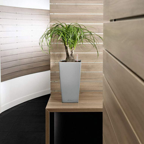 Vaso da giardino in plastica - CUBICO - Lechuza - conico