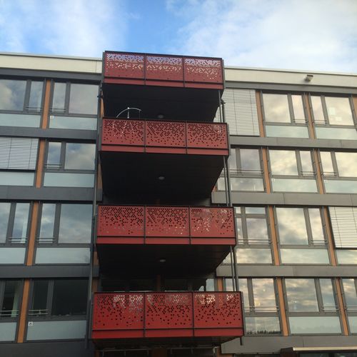 Ringhiera in HPL - CELLON - SRH NECKARGEMÜND BALKONE - Bruag Design Factory AG - a pannelli / da esterno / per balcone