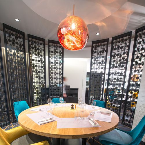 Pannello decorativo per parete - RESTAURANT LA PAIX REIMS - Bruag Design Factory AG - da parete / in HPL / perforato
