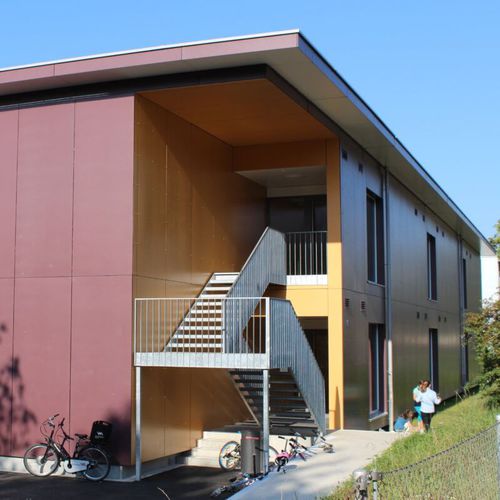 Rivestimento di facciata in pannelli - CELLON - SCHOOLS WINTERTHUR - Bruag Design Factory AG - in composito / in HPL / liscio