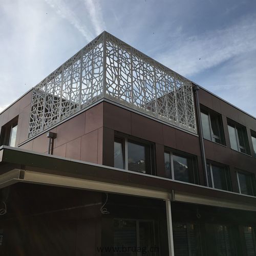 Balcone a sbarre - CELLON - PRIVATE HOUSE - Bruag Design Factory AG - in legno / antirapina
