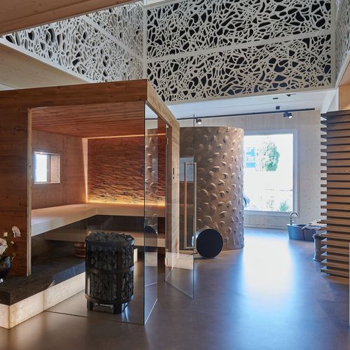 Ringhiera in MDF - FITNESS-PARTNER THAL - Bruag Design Factory AG - a pannelli / per balaustra / tagliata al laser
