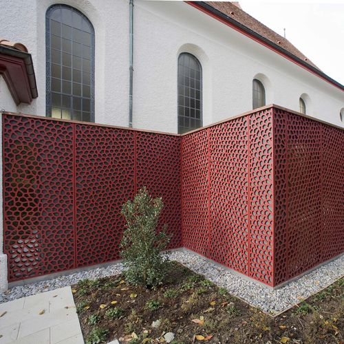 Pannello Decorativo In Fibra Di Legno Formboard Top Pine Church Arlesheim Bruag Ag Per Esterni Perforato Paravista