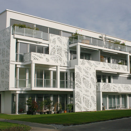 Ringhiera in MDF - CELLON - USFANG ERMATINGEN - Bruag Design Factory AG - in HPL / a pannelli / da esterno