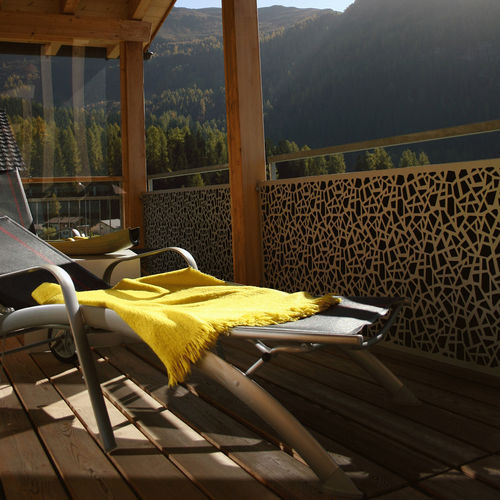 Pannello acustico per balcone - TAILOR-MADE ELEMENTS - Bruag Design Factory AG - in fibra di legno / rettangolare / perforato