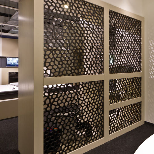 Pannello decorativo per parete - SHOWROOM FRITZ HOLTER GESMBH - Bruag Design Factory AG - in MDF / perforato
