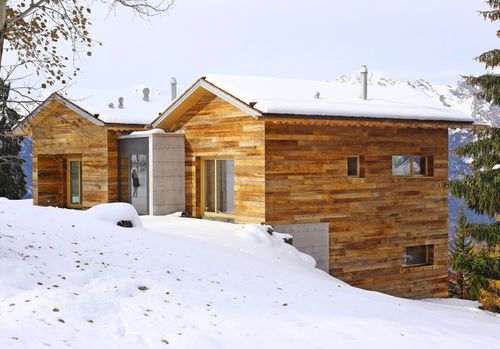 Casa in legno massiccio assemblato - SmartLog™ - KONTIO - ecologica / antisismica / contemporanea