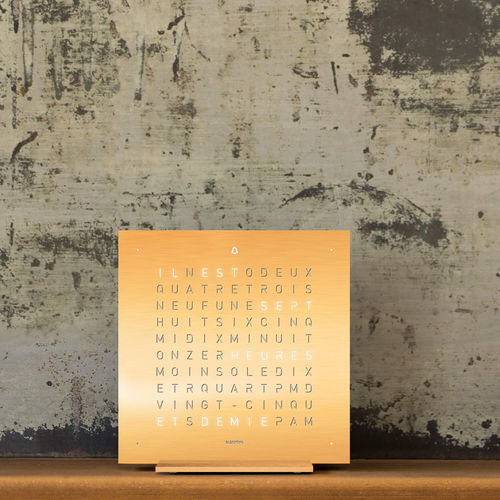 Orologio contemporaneo - GOLDEN LEGEND - qlocktwo - da tavolo / con schermo digitale LCD / in alluminio