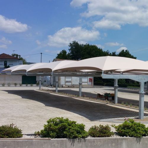 Tensostruttura su ossatura metallica - SCM SÃO PEDRO DO SUL - Eugreb Invest - per tettoia di posto auto / con membrana in PVC / per parcheggio