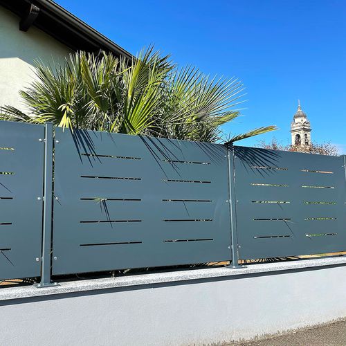 Recinzione a pannelli - MASK - Libra Industriale spa - residenziale / in acciaio galvanizzato / traforata