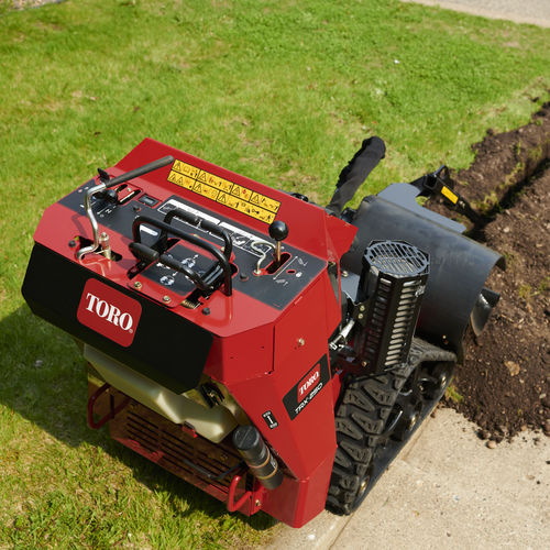 Escavatore mini - 22984 - Toro Compan - cingolato