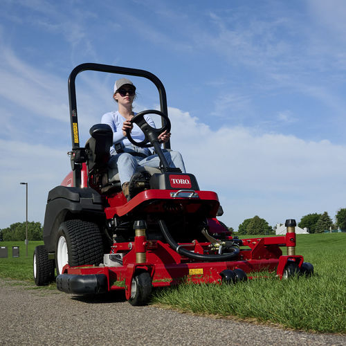 Tosaerba uomo a bordo - 31800 - Toro Compan - contract / diesel / semovente