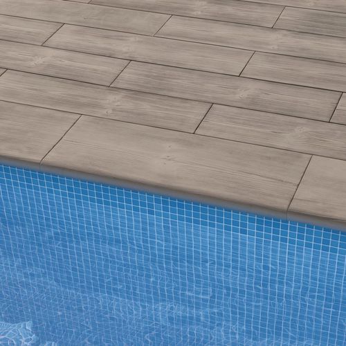 Bordo di piscina in calcestruzzo - SASTEAK - SAS PREFABRICADOS DE HORMIGON SA - antiscivolo
